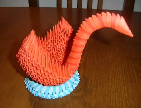 Модульное оригами: лебедь